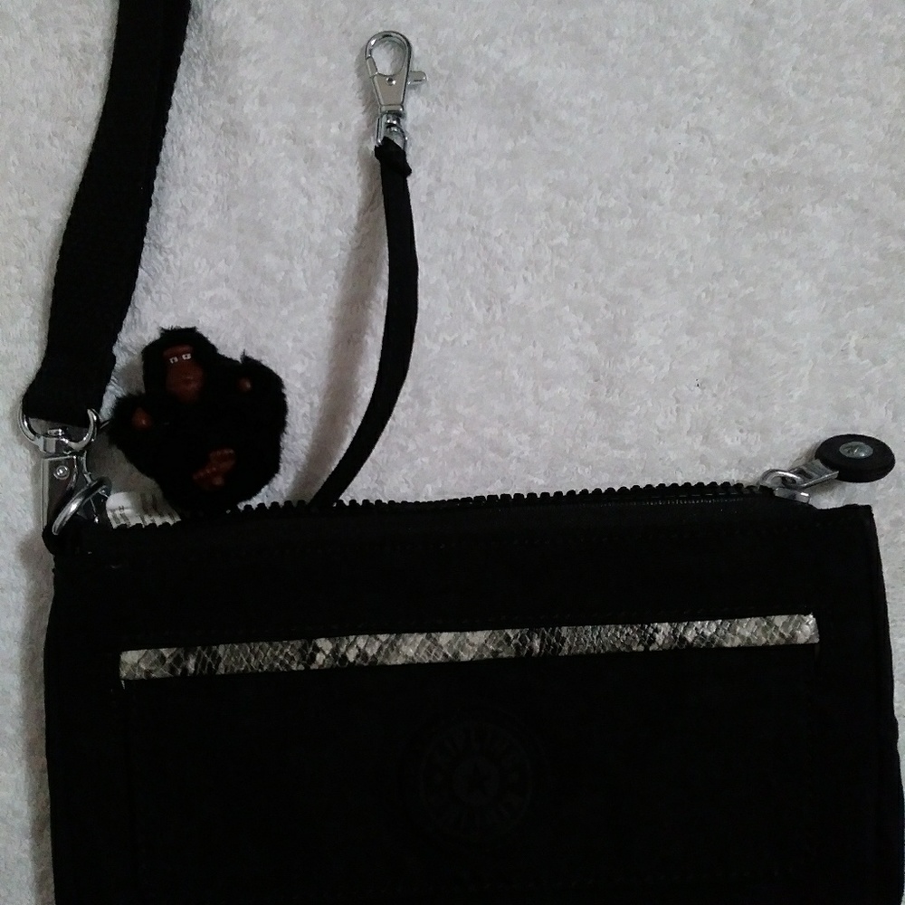 NWOT Kipling black Wristlet Wallet